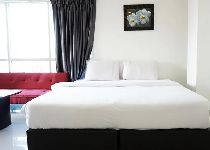 Latin Garden Hotel