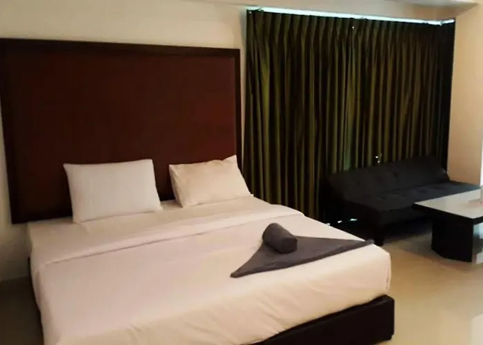 Latin Garden Hotel 2*