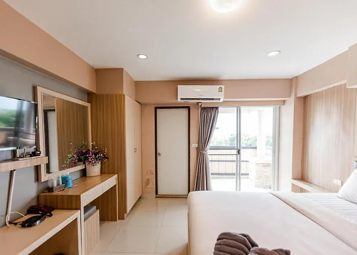 Latin Garden Hotel